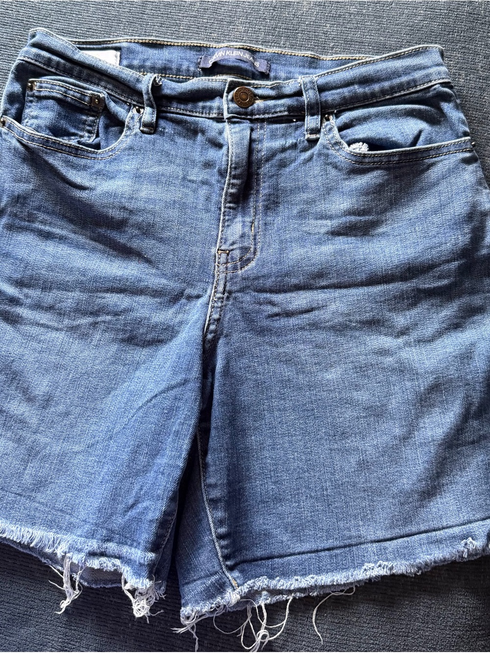 Calvin Klein Women's Medium Blue Denim Frayed Hem Shorts